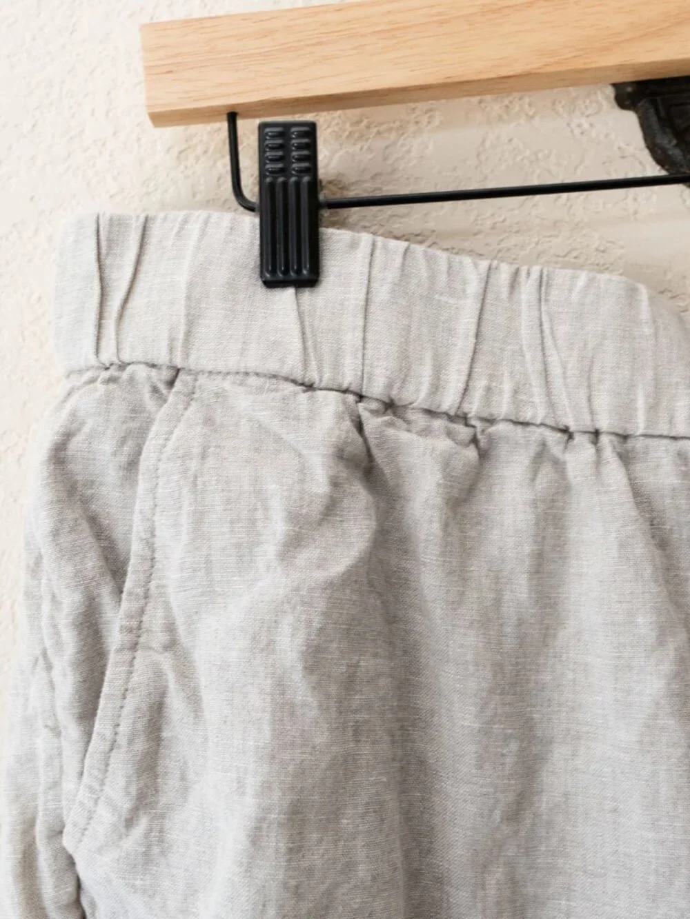 J Crew Womens L 100% Linen Shorts Oatmeal Beige Pull On Elastic Waist Coastal